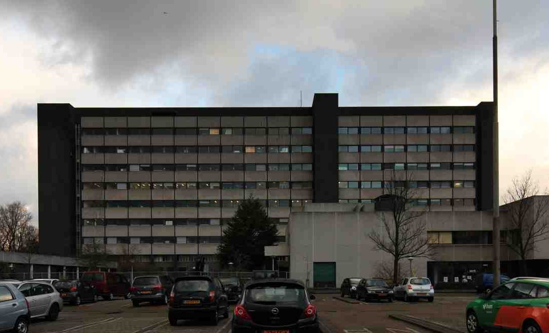 Minister Spies bij officiële oplevering Acta-gebouw